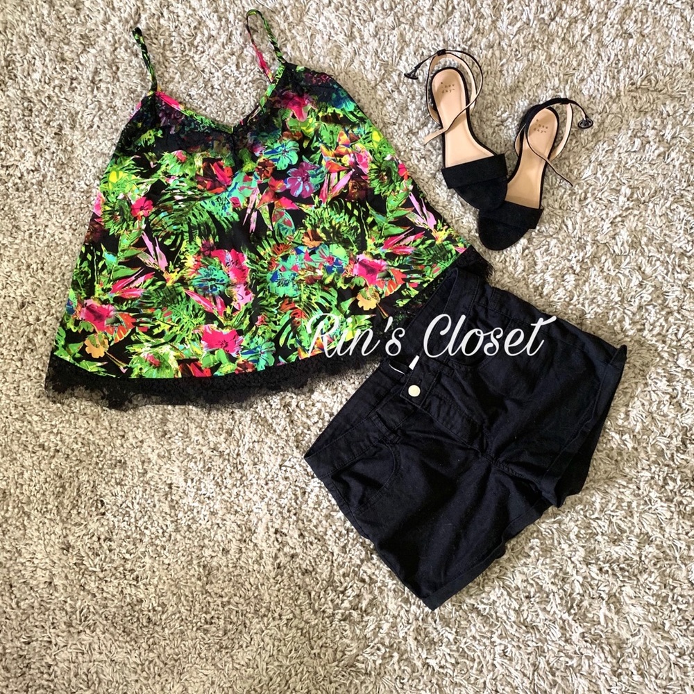 Green top floral